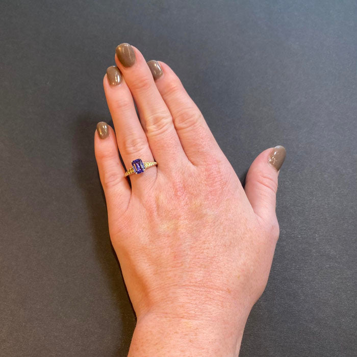 14K Yellow Gold Tanzanite Ring 1.70 Carats
