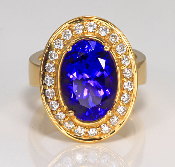 Exceptional Color AAA Tanzanite & Diamond Ring 6 Carat