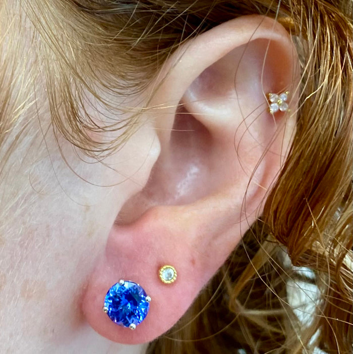 14K White Gold Round Brilliant Tanzanite Stud Earrings 2.57 Carats
