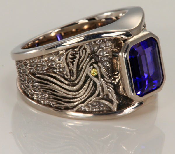 Men’s Tanzanite and Diamond Wolf Ring in Palladium