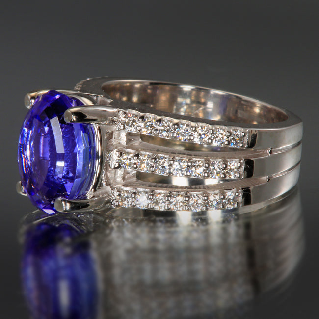 Tanzanite Ring With Fine Diamonds and 4.35 Carat Tanzanite