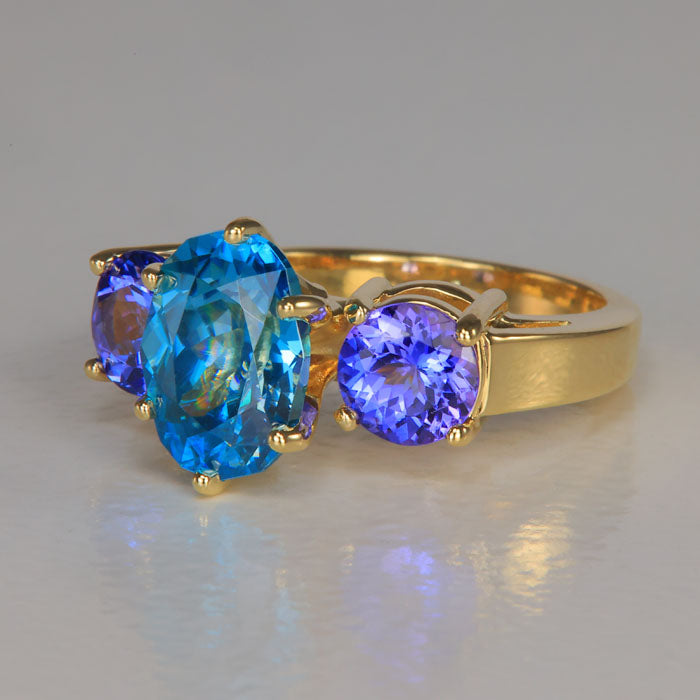 14K Yellow Gold Blue Zircon and Tanzanite Ring 4.77 Carats