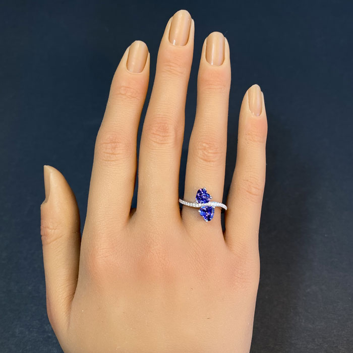 14K White Gold Double Heart Tanzanite and Diamond Ring 1.65 Carats