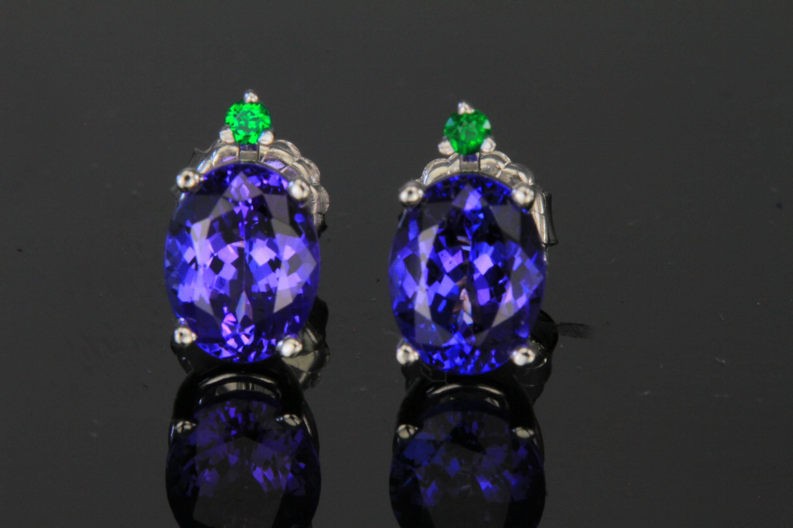 14kt White Gold Tanzanite & Tsavorite stud earrings