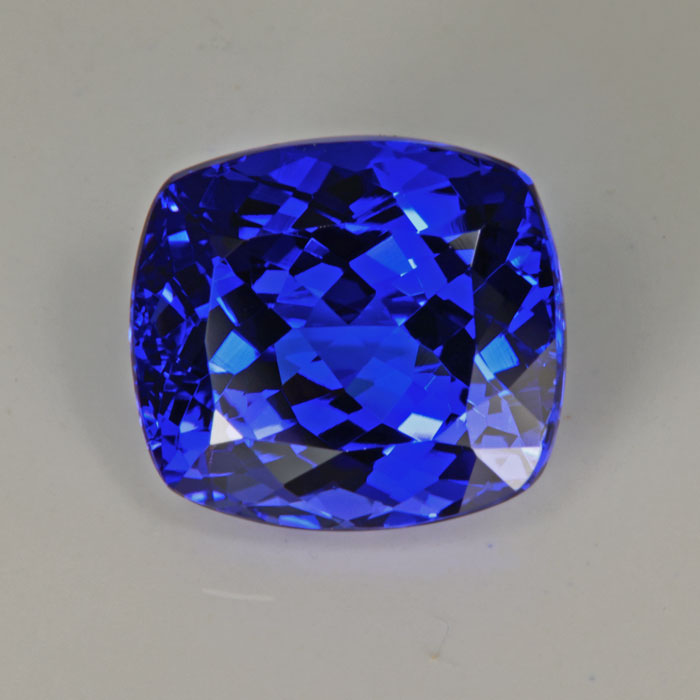 Violet Blue Antique Cushion Tanzanite Gemstone 6.72 Carats