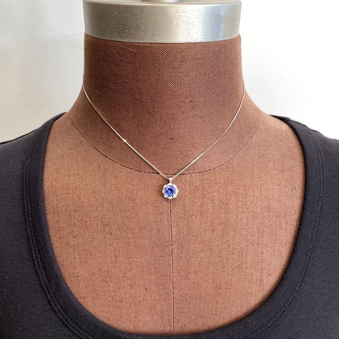 14K White Gold Round Brilliant Tanzanite Pendant With Diamonds 1.29 Carats