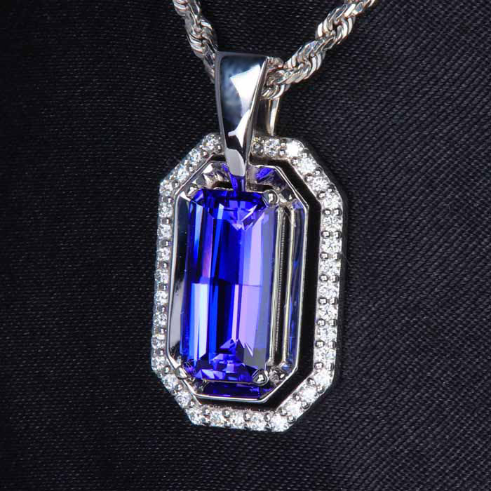 14K White Gold Tanzanite and Diamond Pendant 3.32 Carats