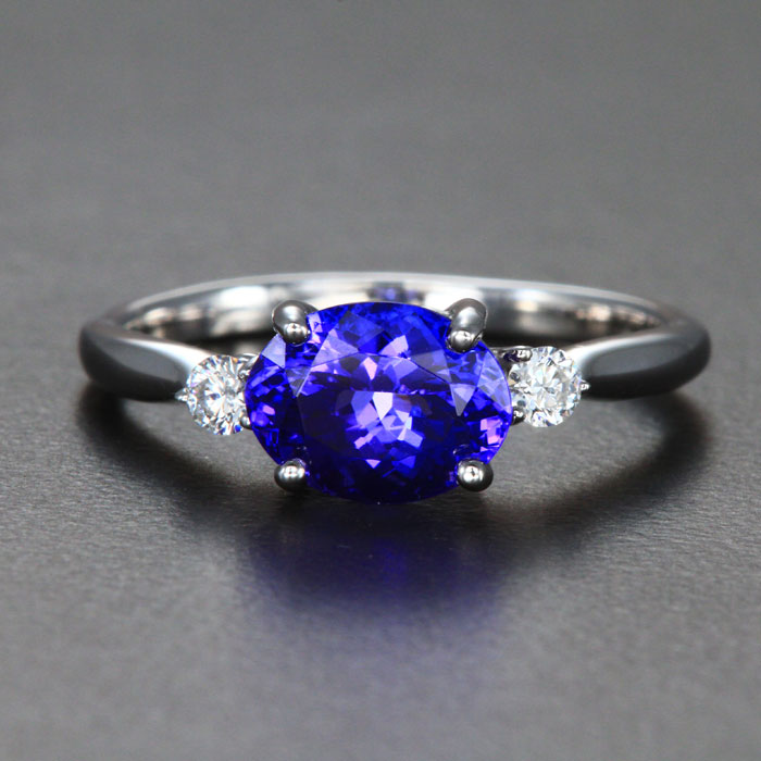 14k Gold Tanzanite and Diamond Ring