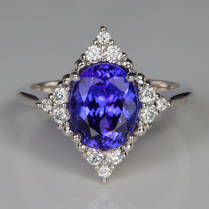 14K White Gold Oval Tanzanite and Diamond Ring 3.04 Carats