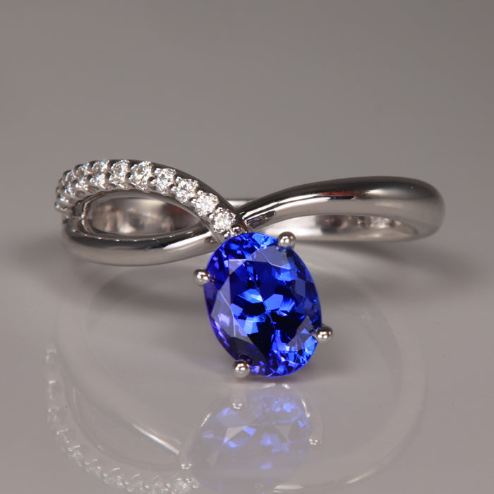 Tanzanite Ring with 1.35ct Oval Tanzanite & Diamonds in 14k White Gold