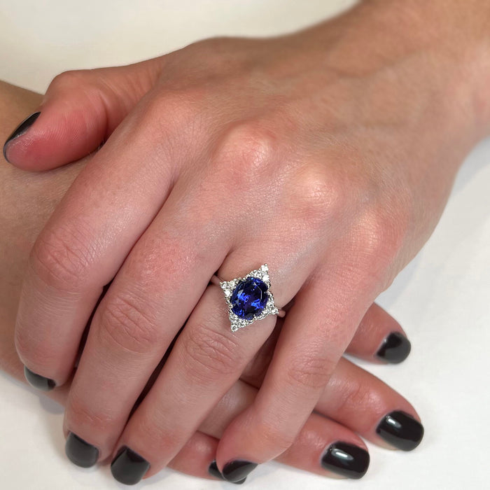 14K White Gold Oval Tanzanite and Diamond Ring 3.68 Carats