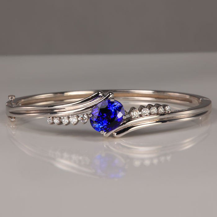 14K White Gold Tanzanite and Diamond Bangle Bracelet 4.01 Carats