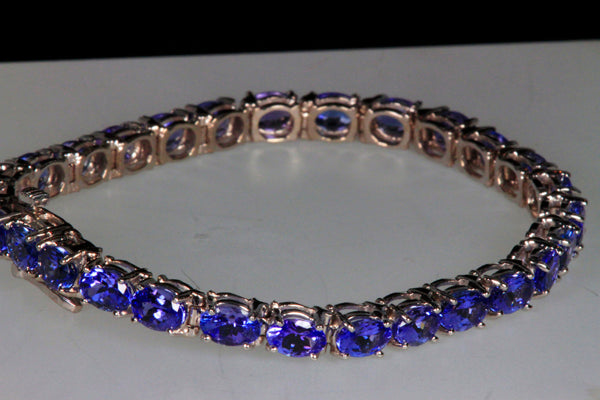 Tanzanite Tennis Bracelet in White Gold