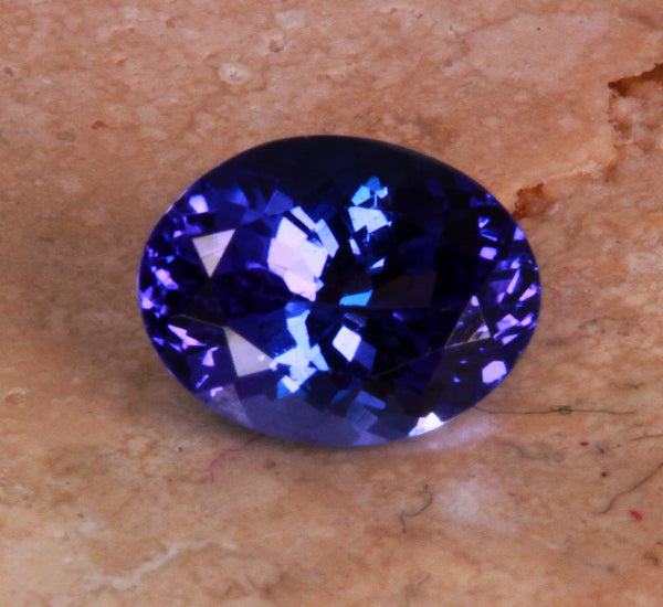 AAA Oval Tanzanite 1.76 Carat VBE Color