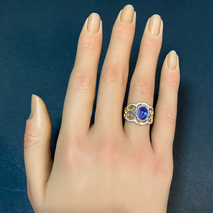 14K Yellow Gold Cabochon Tanzanite Ring 2.28 Carats