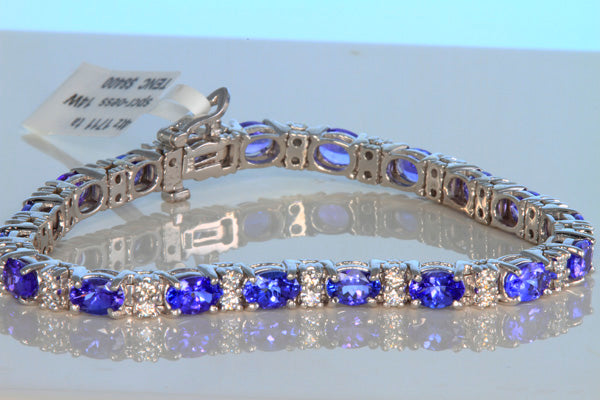 Tanzanite Tennis Bracelet in White Gold With Ideal Cut Diamonds