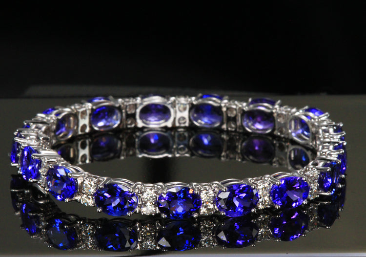 Tanzanite Round Tennis Bracelet in White Gold