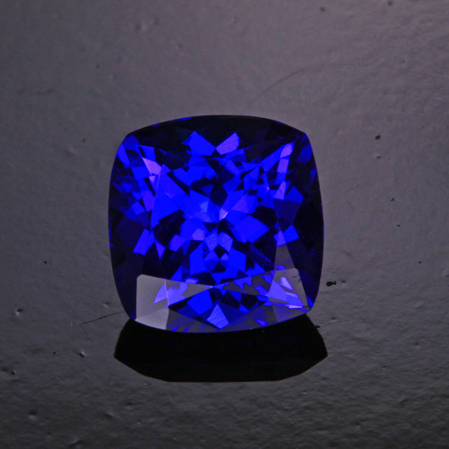 2.91 ct cushion tanzanite