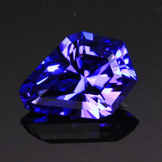 Tanzanite 4.05 carat kite shape