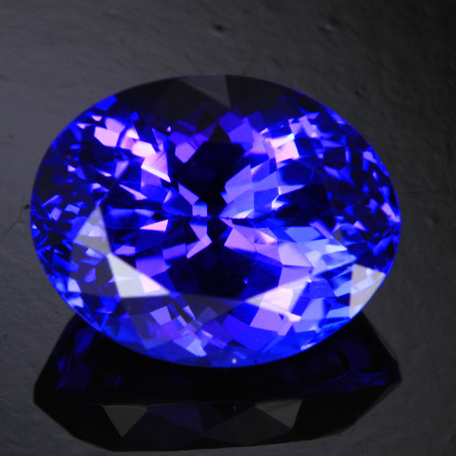 Blue Violet Exceptioanl Oval Tanzanite Gemstone 4.49 Carats