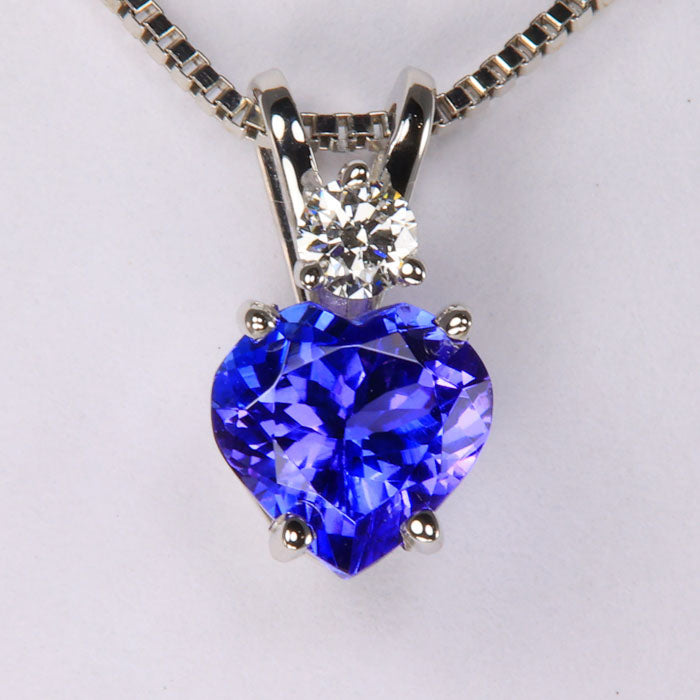 14K White Gold Heart Shape Tanzanite Pendant with Diamond 1.37 Carats