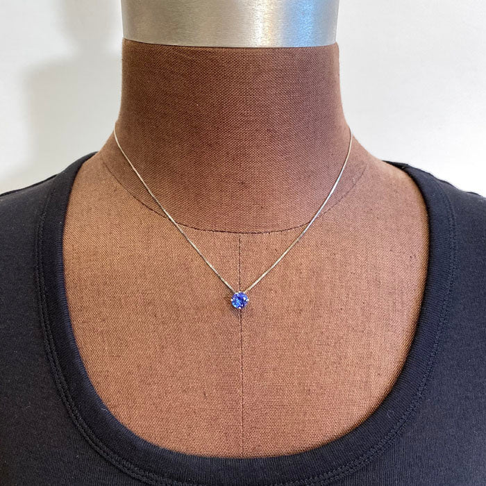 14K White Gold Box Link Tanzanite Necklace 1.52 Carats