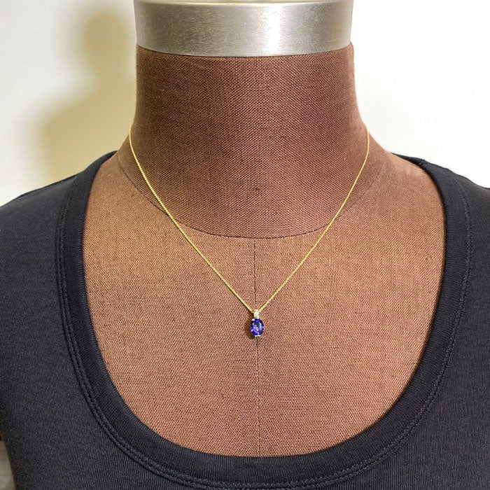 Oval 1.40 Carats Tanzanite Bar Set Pendant with Diamond in 14k Yellow Gold