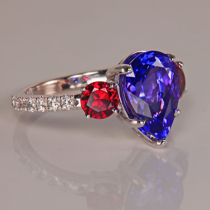 14K White Gold Tanzanite and Pyrope Garnet Ring 3.94 Carats