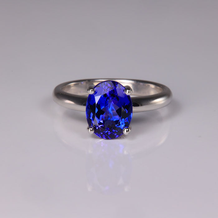 14K White Gold Oval Tanzanite Solitaire Ring 2.94 Carats